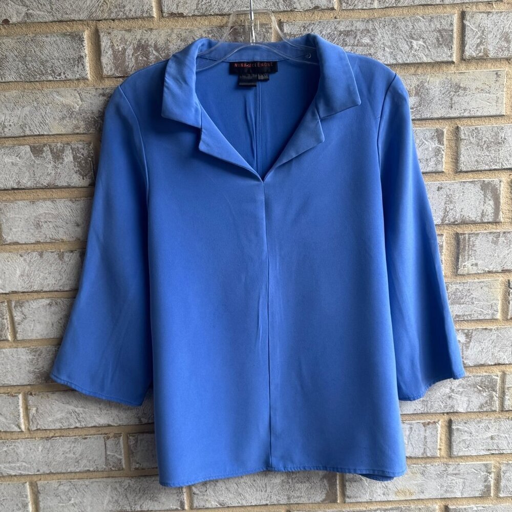 Nina Mclemore 3/4 Sleeve V-Neck Collared 100% Silk Blue Blouse  Women's Size 8.